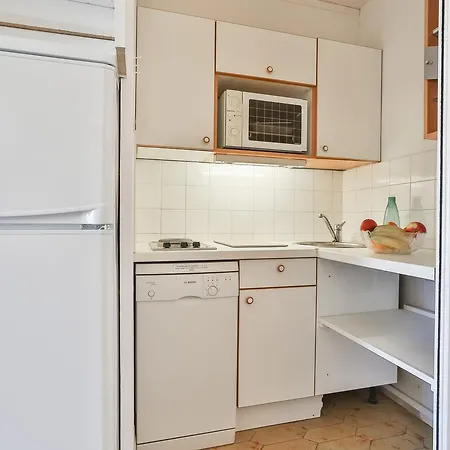 Pierre & Vacances Eden Апарт-готель