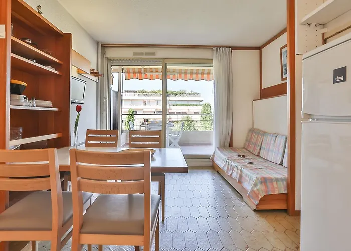 Résidence Pierre&vacances Eden 2*